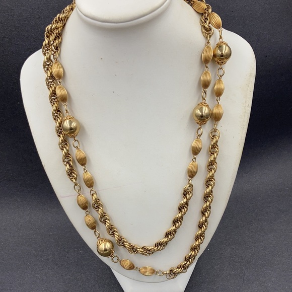 Flirty Long Vintage Gold Bead and Chain Necklace - Picture 3 of 5